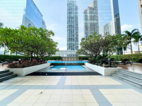 Suzi Home BGC with Sauna, Gym, Netflix, Pool & High Speed Internet